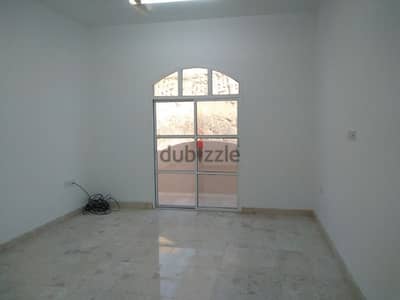 3bhk Ruwi Mumtaz Area rent 350we/=with spilt ac