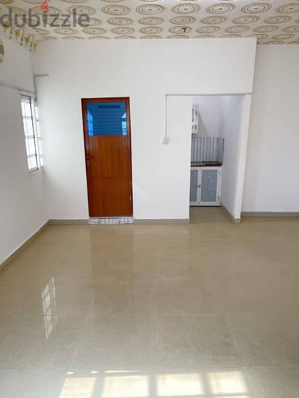 Unfurnished studio in Al Khuwair, near Ibis Hotel and Redan Restaurant 2