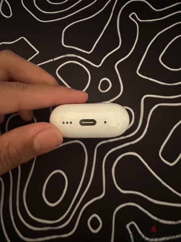 Apple Airpods 4 1 week used 1