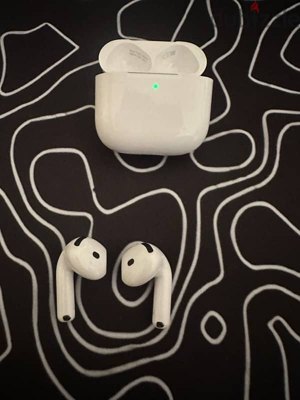 Apple Airpods 4 1 week used 2