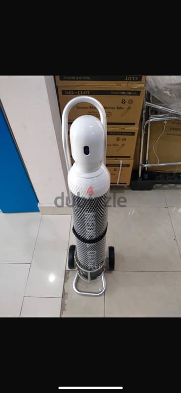 oxygen cylinder and suction machine available for urgent sell 0