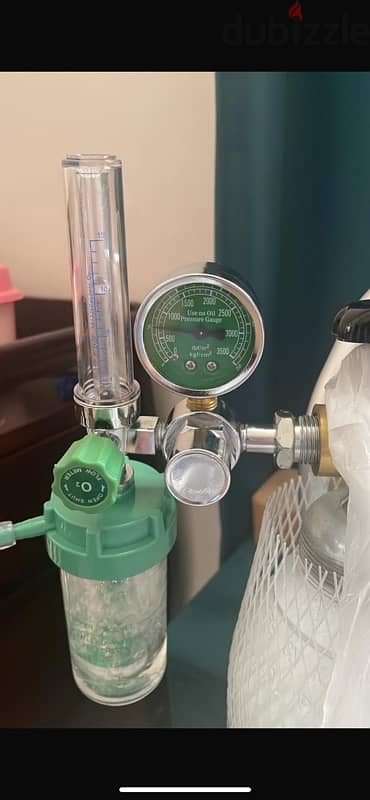 oxygen cylinder and suction machine available for urgent sell 2