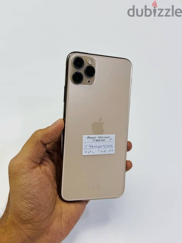 iphone 11 pro max 256gb battery 90% display changed best condition 0