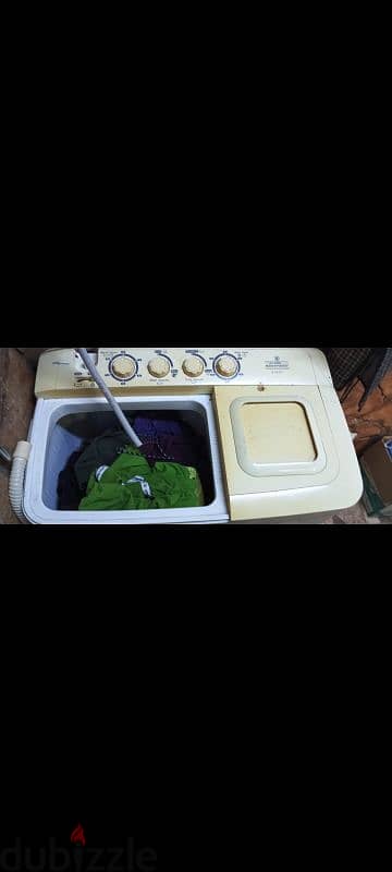 washing machine in good working condition 1