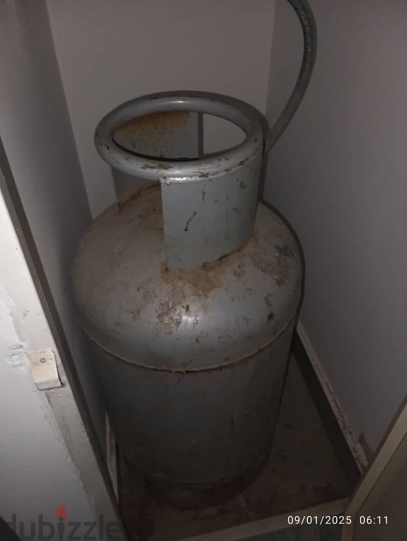 95% filled gas cylinder 0