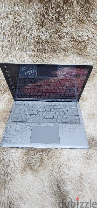 Surface laptop 2 8th genration 2k Touchscreen 6