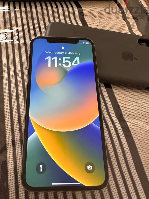 iPhone X, 256GB phone 0