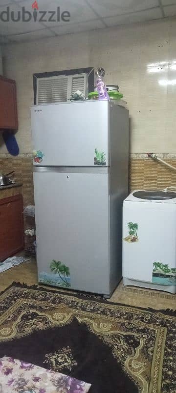 Very large refrigerator 750 litres 2