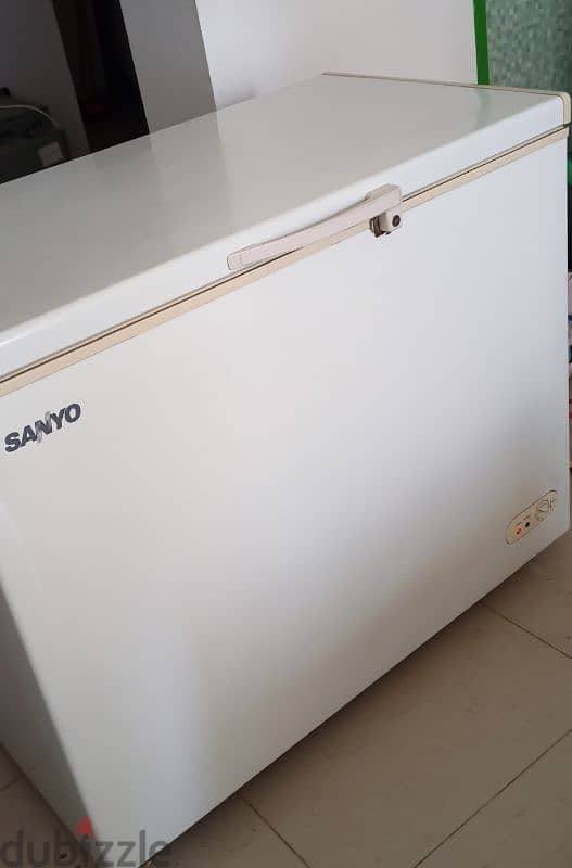 SANYO Freezer for sale - al khoud 6 1