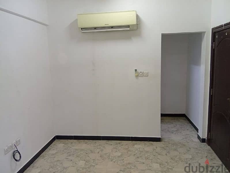 affordable Room for rent in good location 2