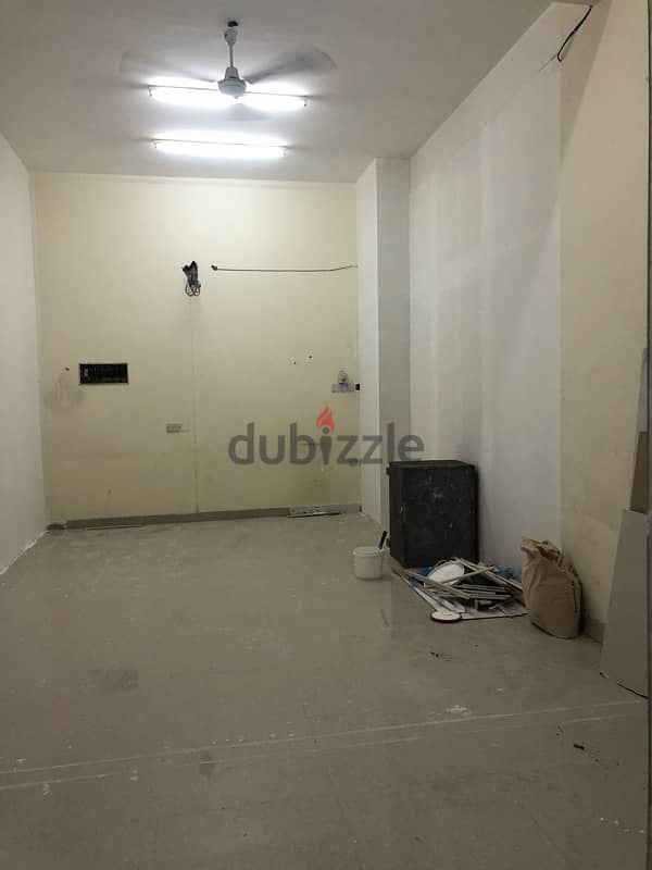 محل للايجار Shop for rent 3