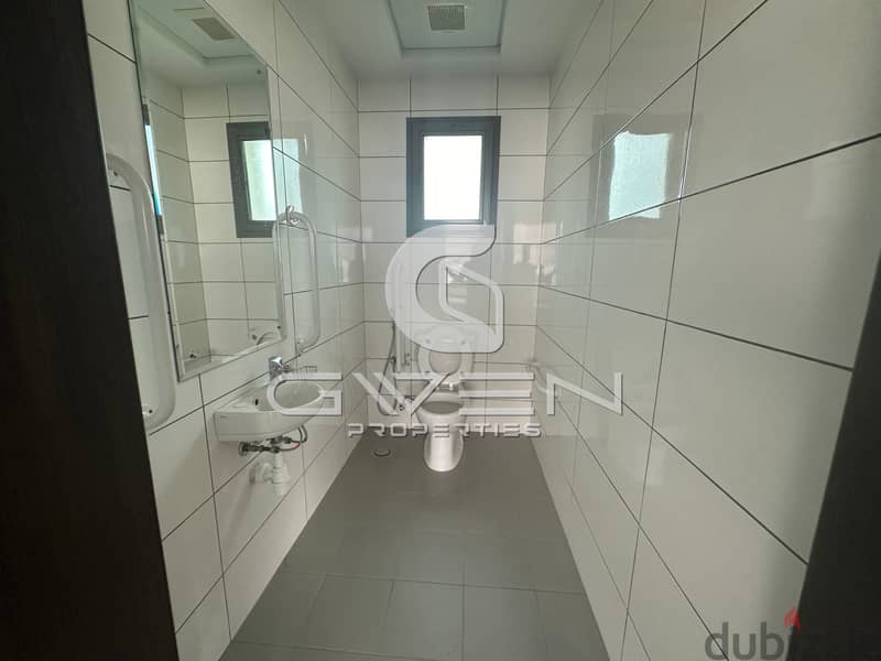 Road Facing Showroom for Rent in Hamriya! 5