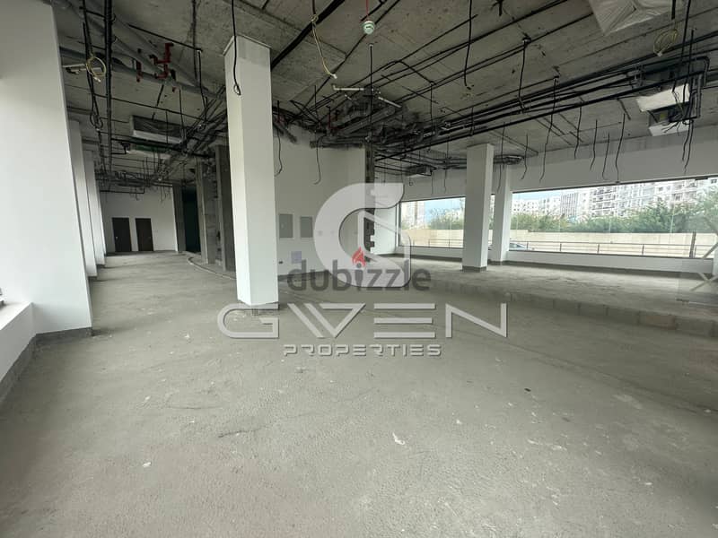 Road Facing Showroom for Rent in Hamriya! 9