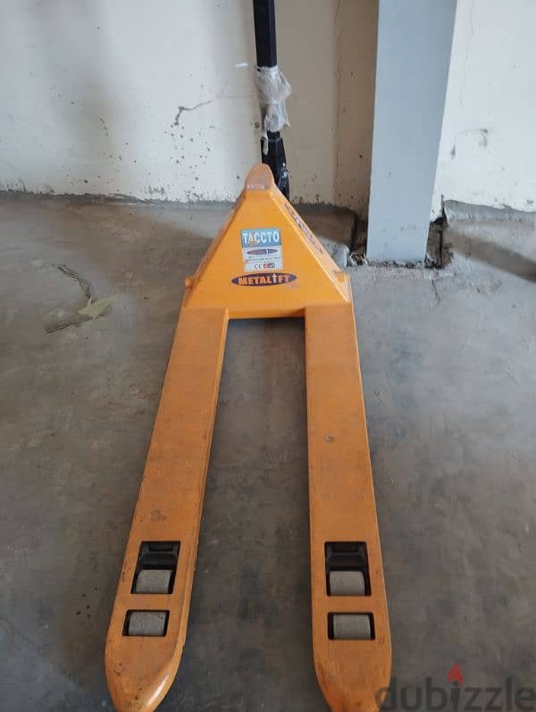 Hand Trolley Jeck 2.5 Ton 0