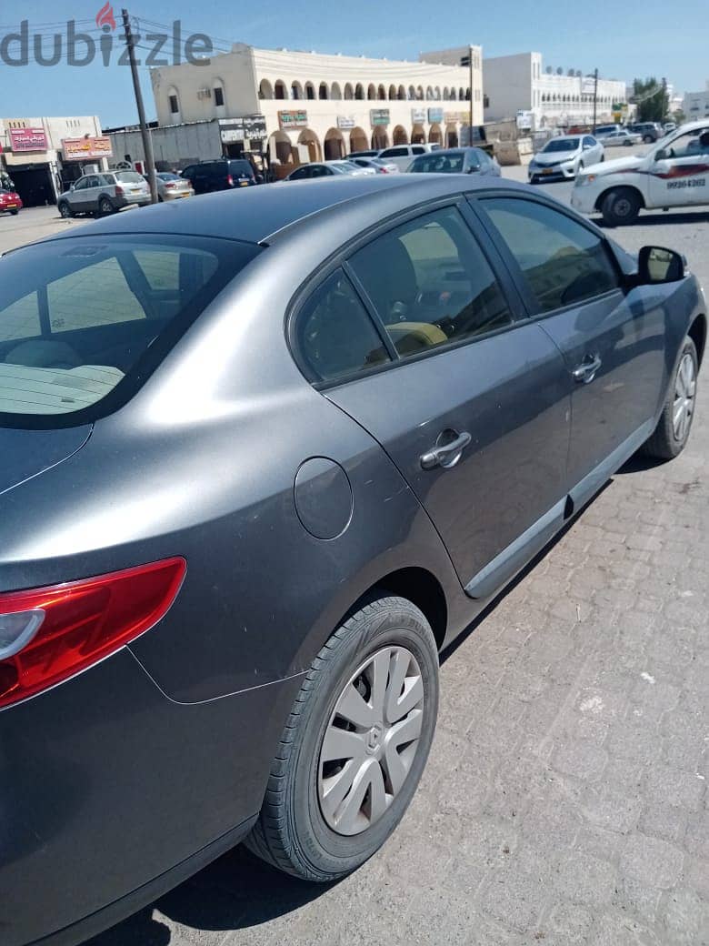 renault fluence 2016 for 120 per month 6