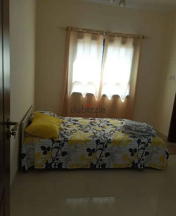 شقه مفروشة للايجار  في الغبرة الجنوبية Furnished apartment  in Ghubrah 3