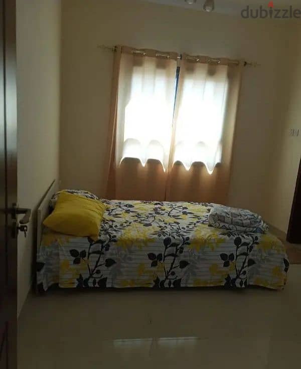 شقه مفروشة للايجار  في الغبرة الجنوبية Furnished apartment  in Ghubrah 5