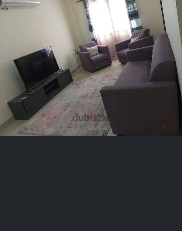 شقه مفروشة للايجار  في الغبرة الجنوبية Furnished apartment  in Ghubrah 7