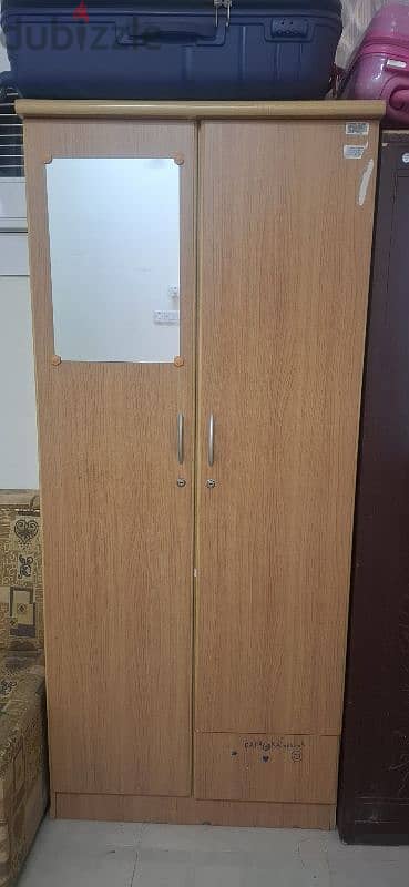 wooden wardrobe 0