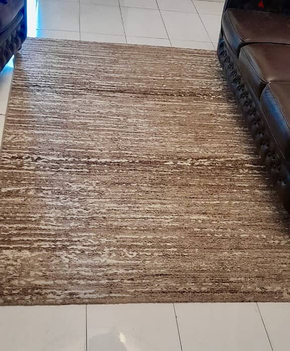 Carpet to sell. ( 160/ 230 cm) 1