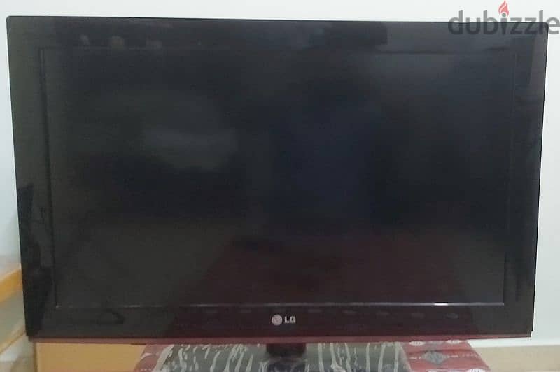 32 LG LED TV 1