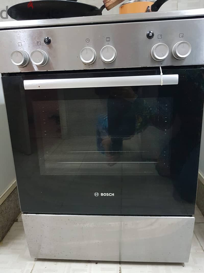 4 burners bosch  gas oven 2