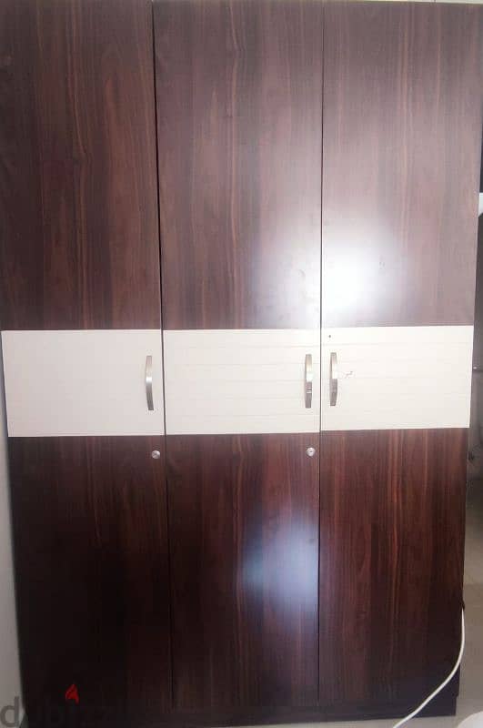 Perfect and spacious cupboard from home centre. Urgent sale . 0