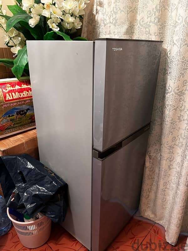 4 month old newly purchased fridge from lulu for 108 OMR 3