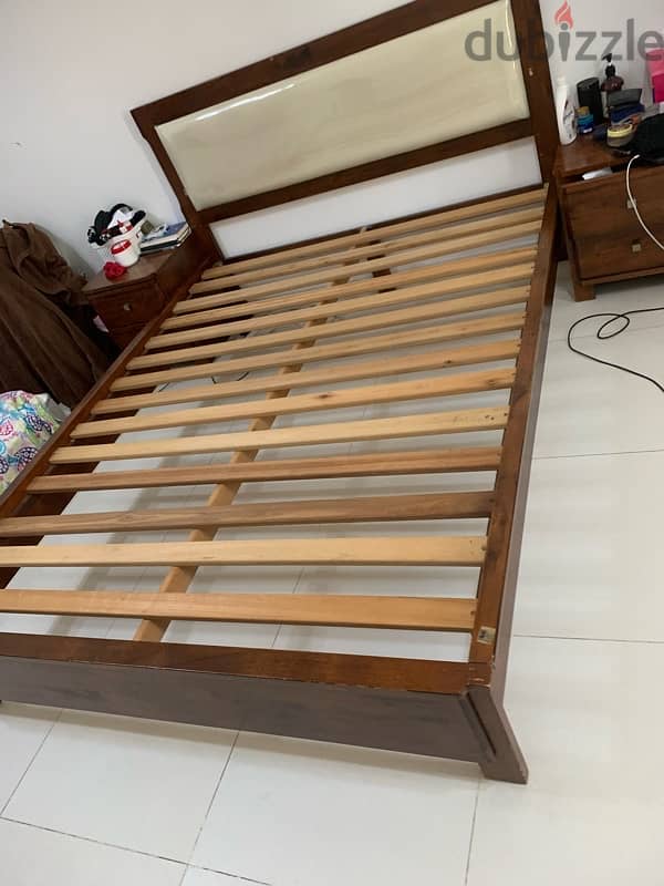 Bed 150*200 with 2 side bed in good condition 2