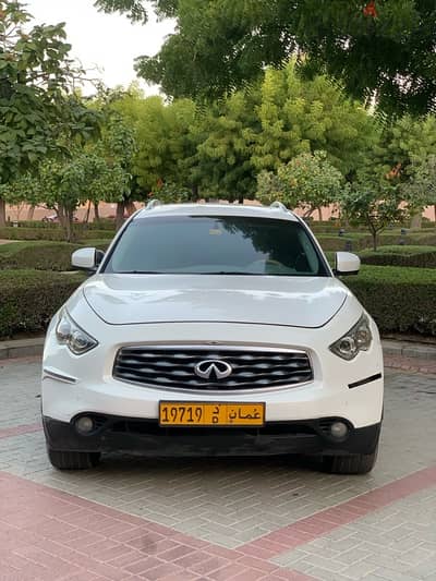 Infiniti FX45/FX35 2010