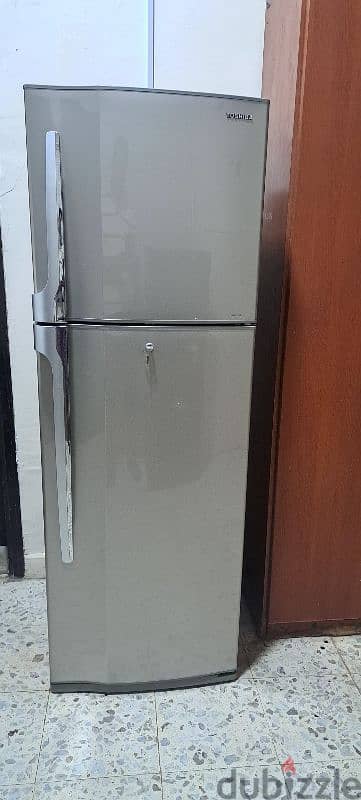 320 Liters toshiba refrigerator 0