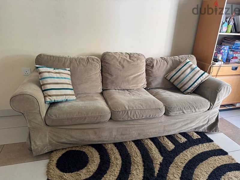 ikea 3 seater sofa & carpet 0