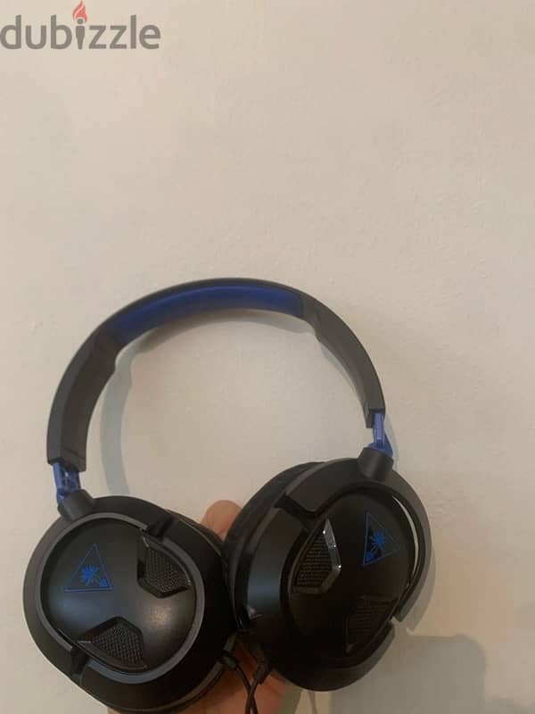 Turtle beach gaming headset (no mic) 1