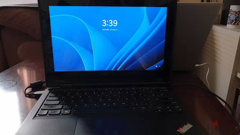 Laptop Lenovo Yoga-11e 2