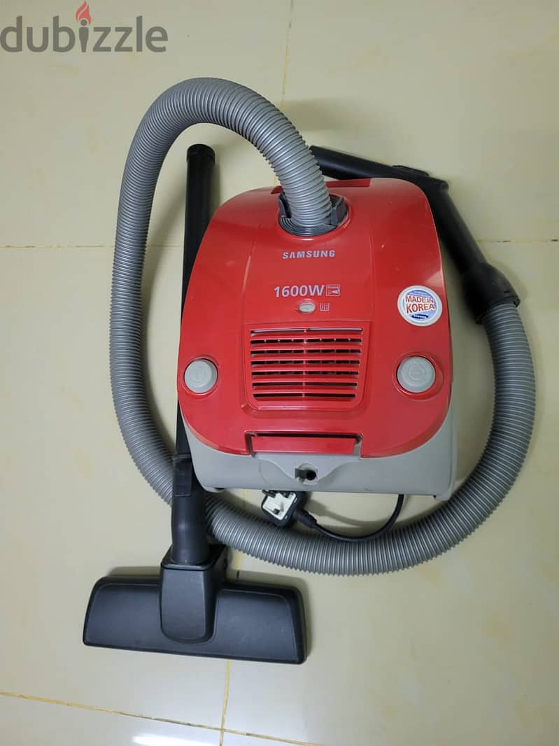 Samsung Vacuum cleaner 1600W 0