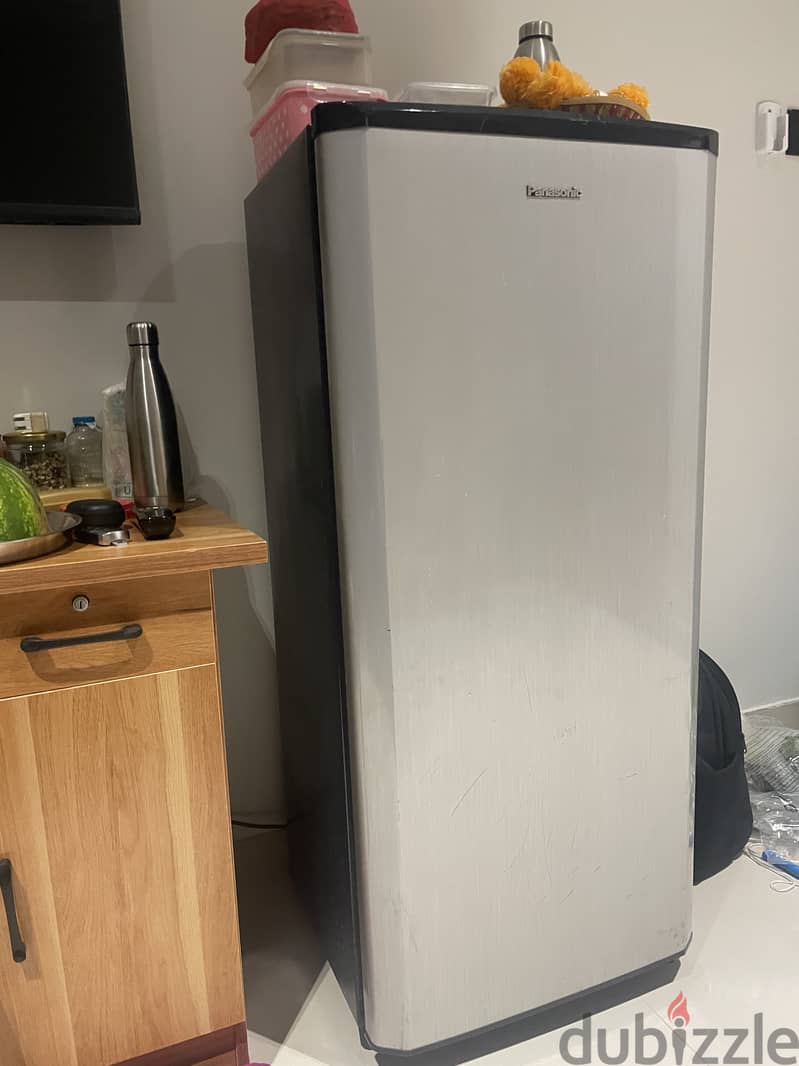 Good Condition refrigerator 0