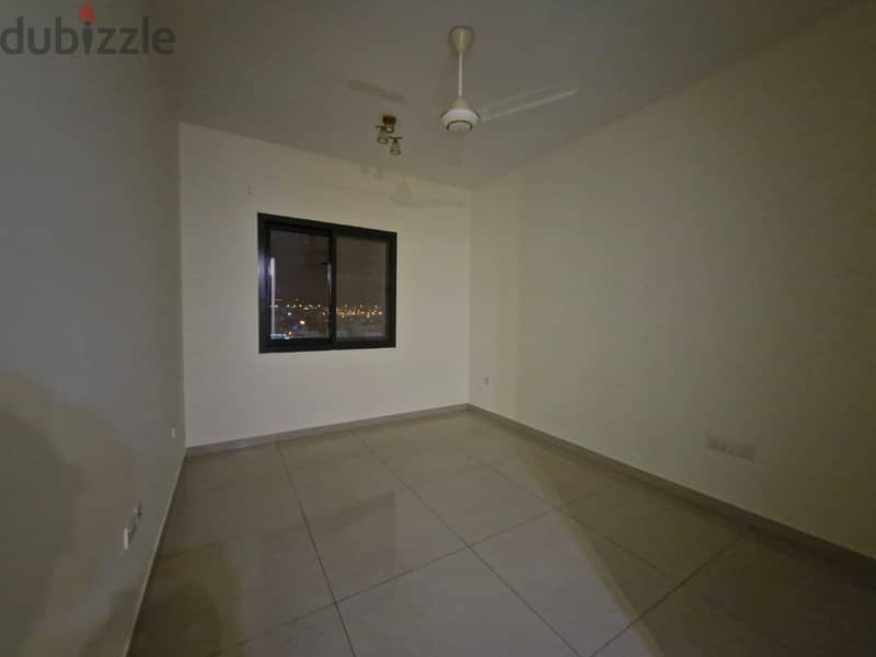 1 BR Compact Apartment in Al Khuwair with Shared Pool & Gym 6