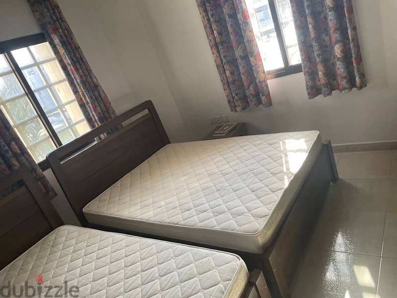 2 Beds with mattress, سريرين مع المراتب 1