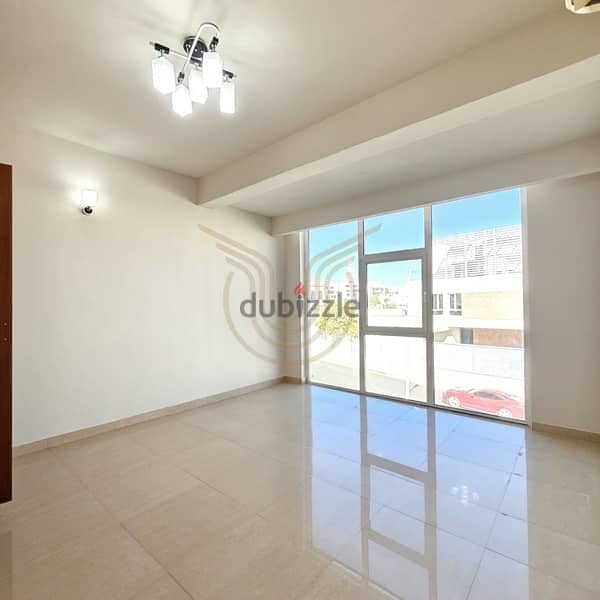 AL QURUM | LUXURIOUS 3+1 BR VILLA FOR RENT 2