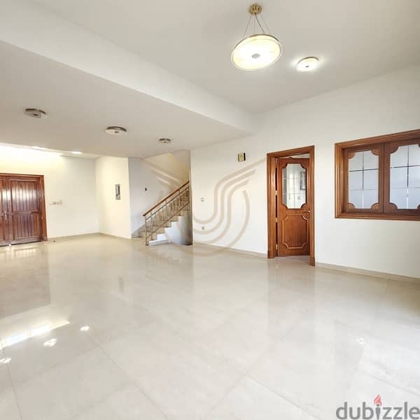 AL QURUM | LUXURIOUS 3+1 BR VILLA FOR RENT 3