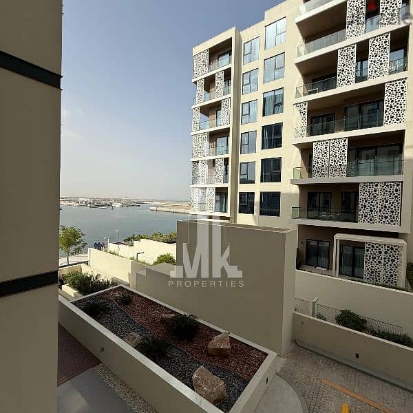 luxury Apartment for seal | freehold | view  marina |1-BR+study 0