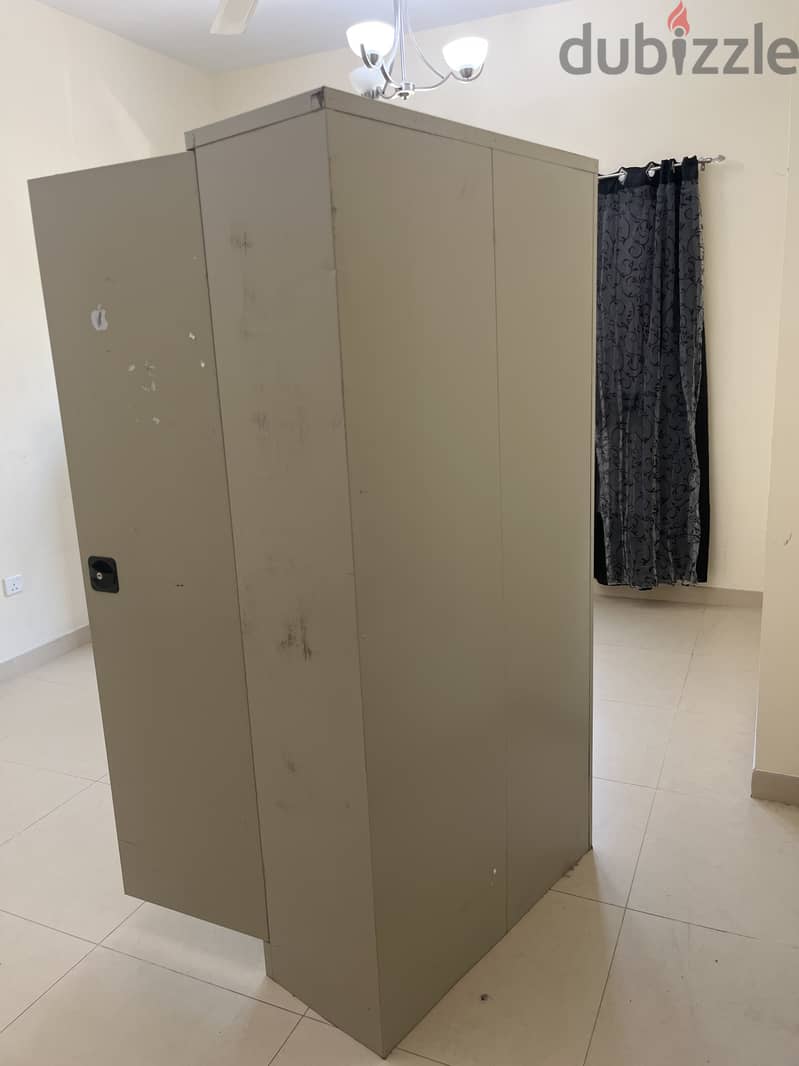 Good Quality Used Steel Cupboard 7