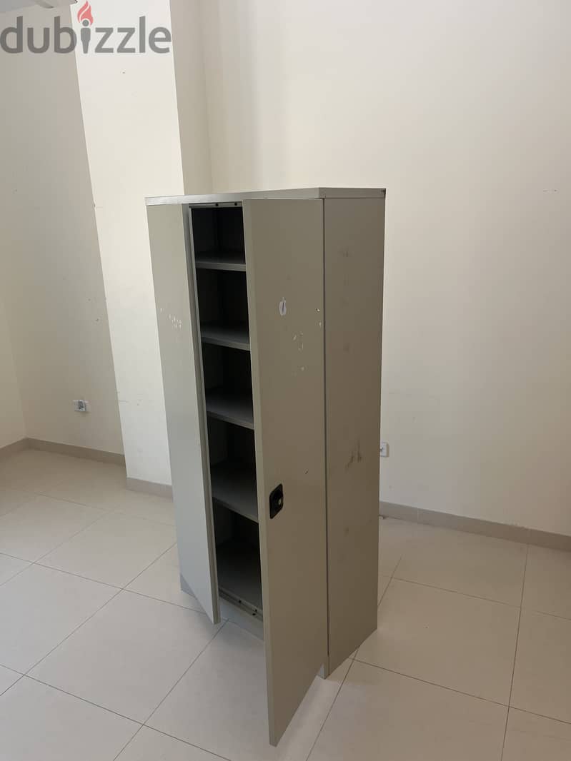 Good Quality Used Steel Cupboard 8