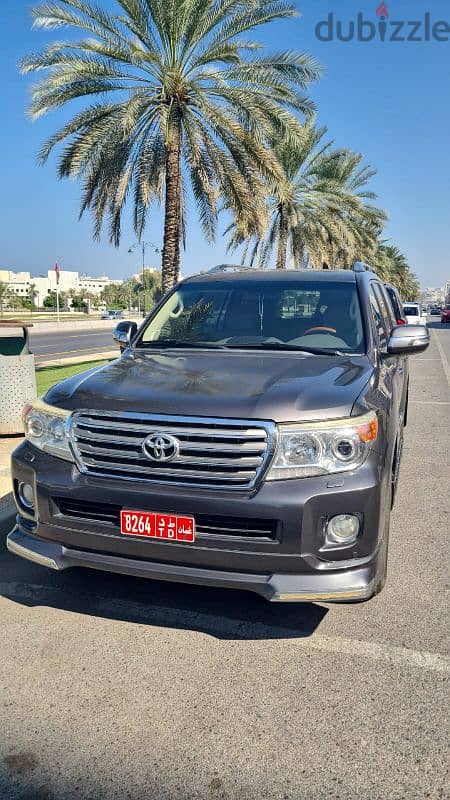 land cruiser For daily rent 0