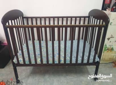 سرير الطفل baby bed for sell