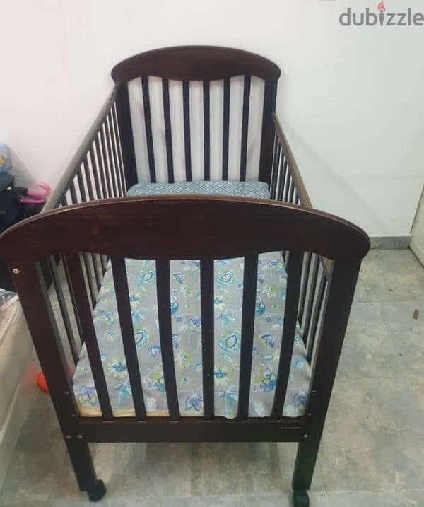 سرير الطفل baby bed for sell 1