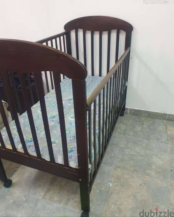 سرير الطفل baby bed for sell 2