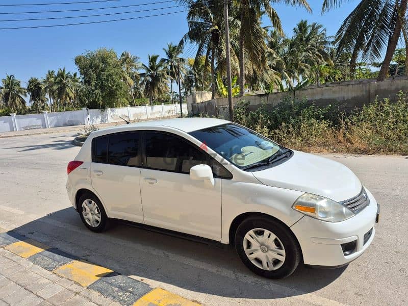 Nissan Versa 2011 0