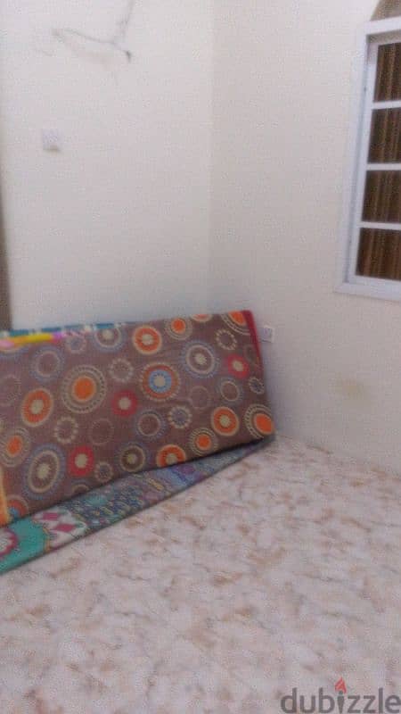 one room available in 50 omr in flat in salalah near nabi saleh 2