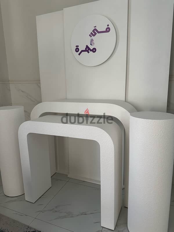 طاولات للإيجار -For rent 5